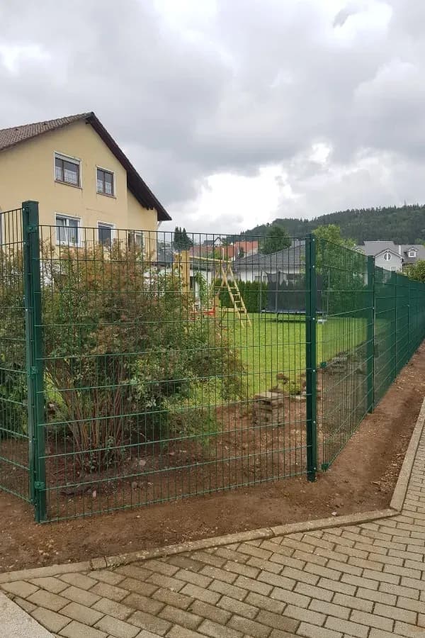 Beratung, Lieferung und Montage Wunsch-Gartenzaun
