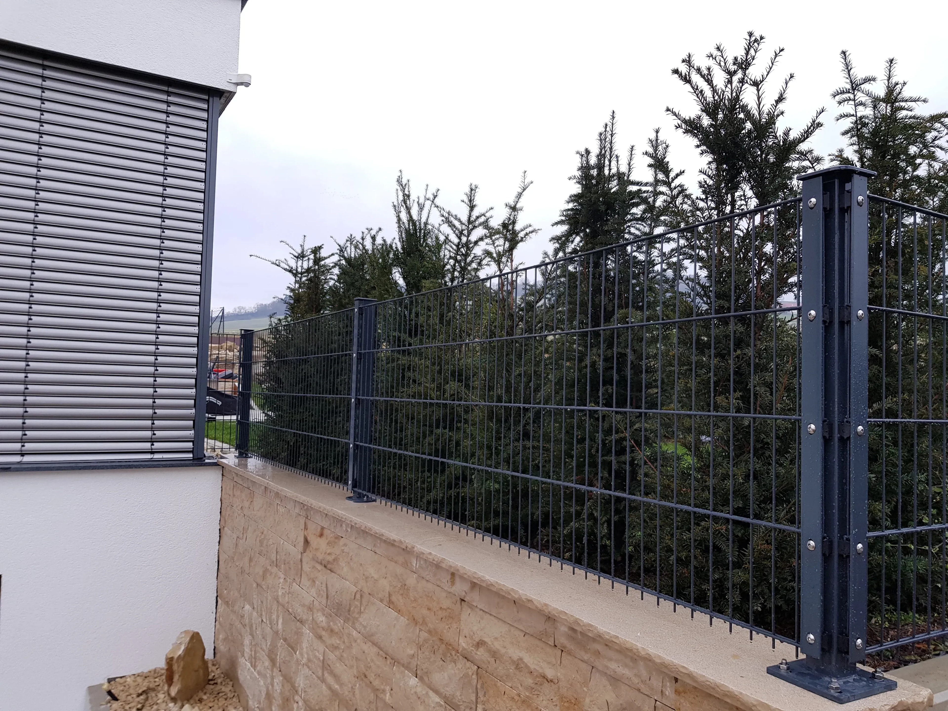 Modularer Metallzaun für Privatgrundstücke in Sulz am Neckar